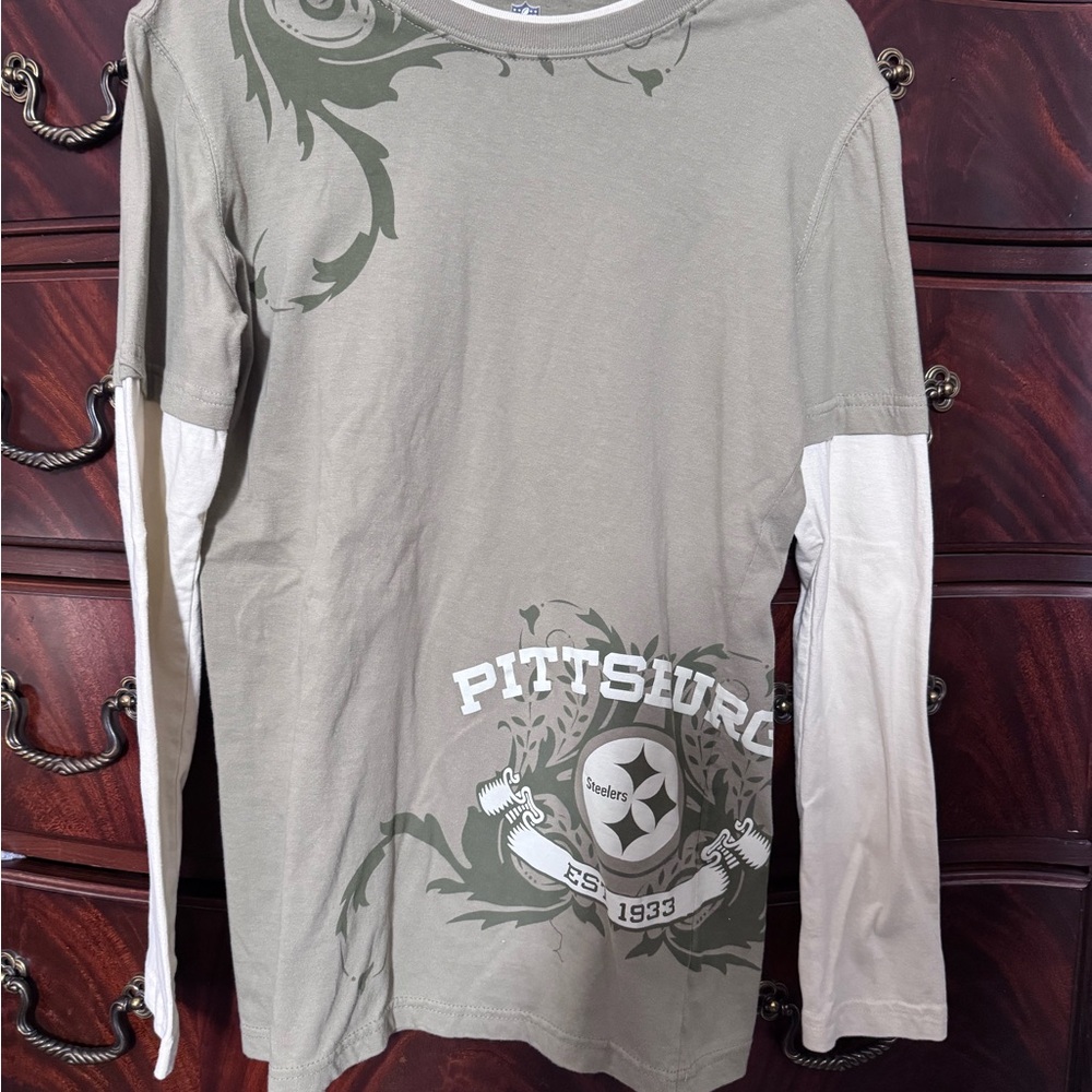 Pittsburgh Graphic Long Sleeve Tee - Green and White